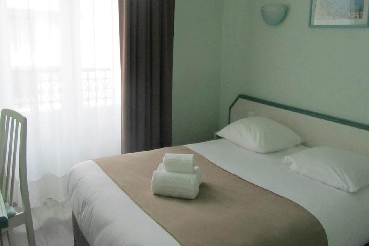 Hotel Suzane Angers Luaran gambar