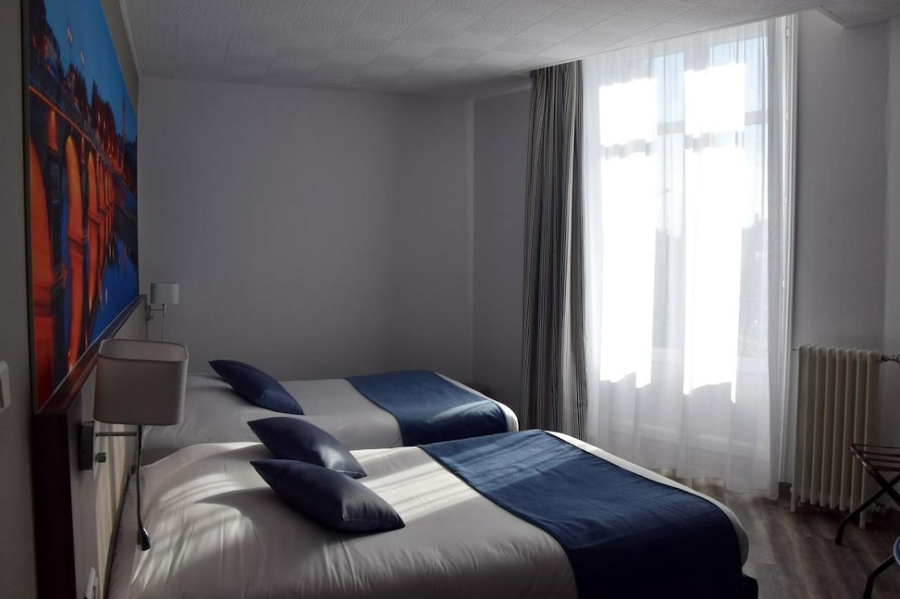 Hotel Suzane Angers Luaran gambar