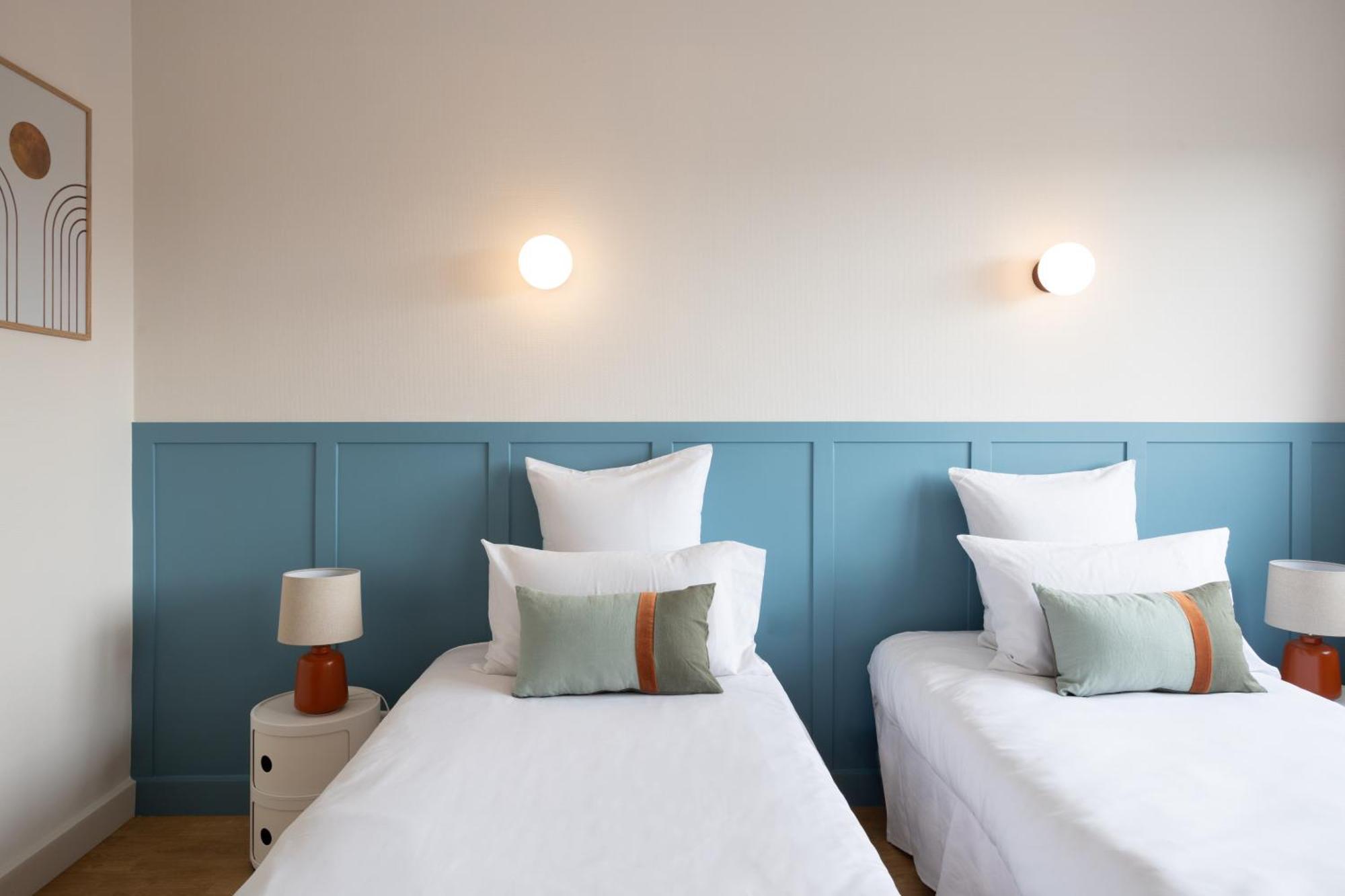 Hotel Suzane Angers Luaran gambar