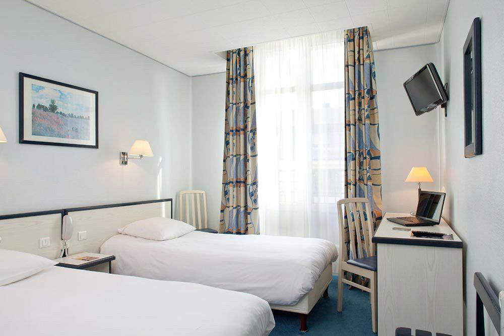 Hotel Suzane Angers Luaran gambar