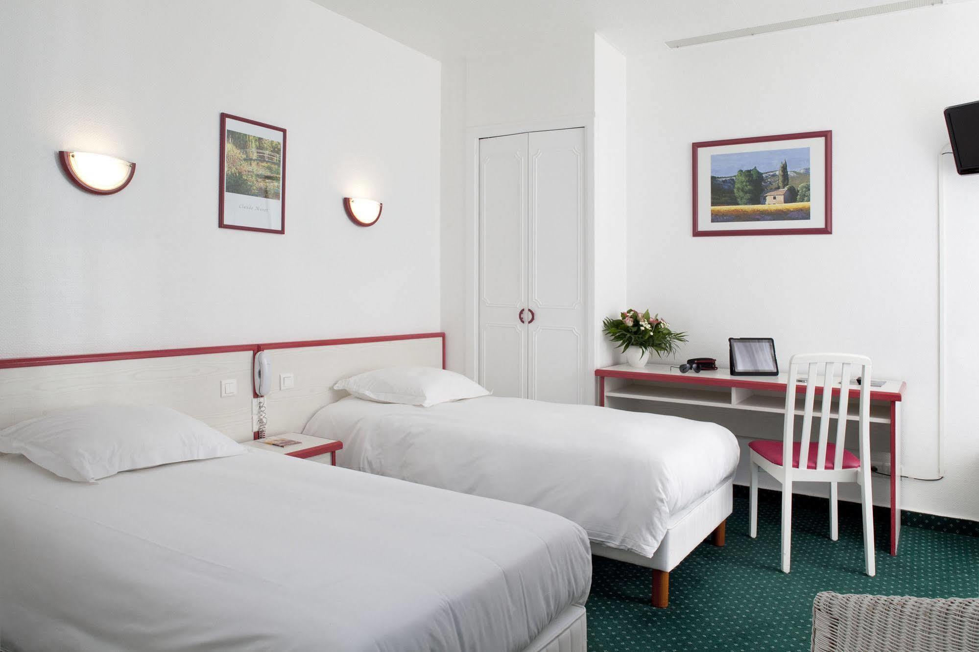 Hotel Suzane Angers Luaran gambar